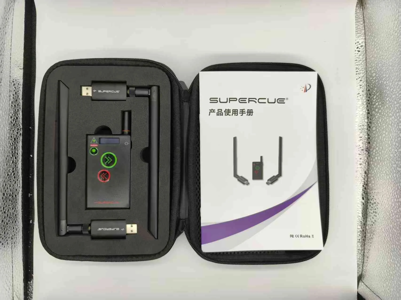 SuperCue Dual产品收纳袋及便携场景